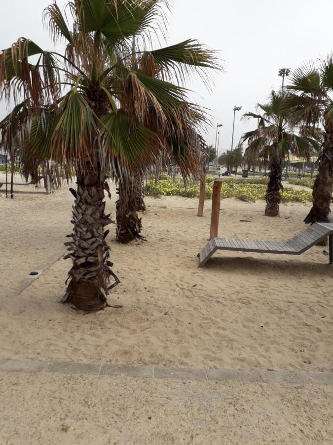 Private Room In The Сomfortable Apartment In Ashdod, 7 Min Walk To The Beach Exterior photo